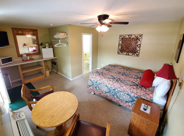 Honor Motel (Honor Court) - From Website (newer photo)